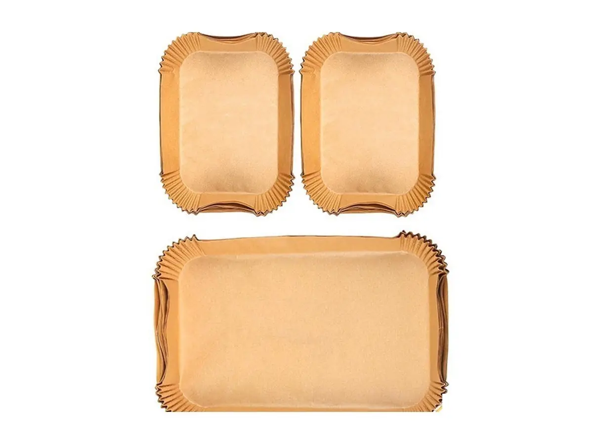 Cake trays and baking cups in kraft paper formats